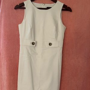 Ann Taylor white sleeveless dress. Size 0 Petite